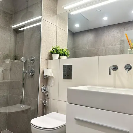 в 54 в сграда мона Apartament *